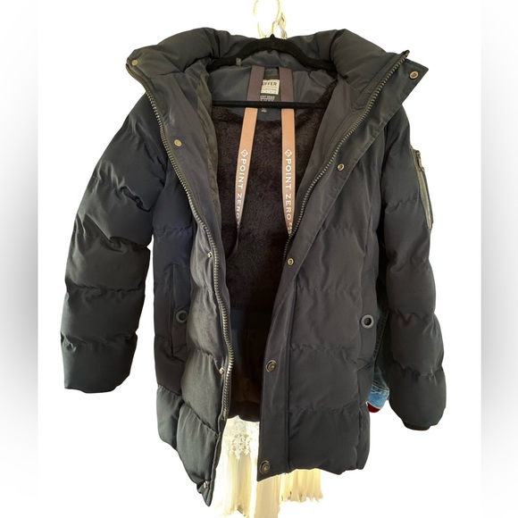Point Zero Puffer Collection LEVI Iconic Long Puffer - Picture 6 of 11